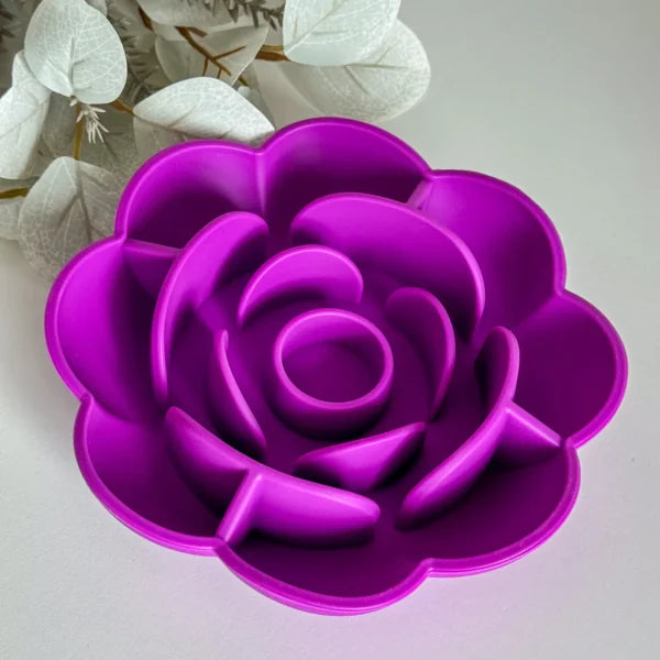 Slow Bowl Rose