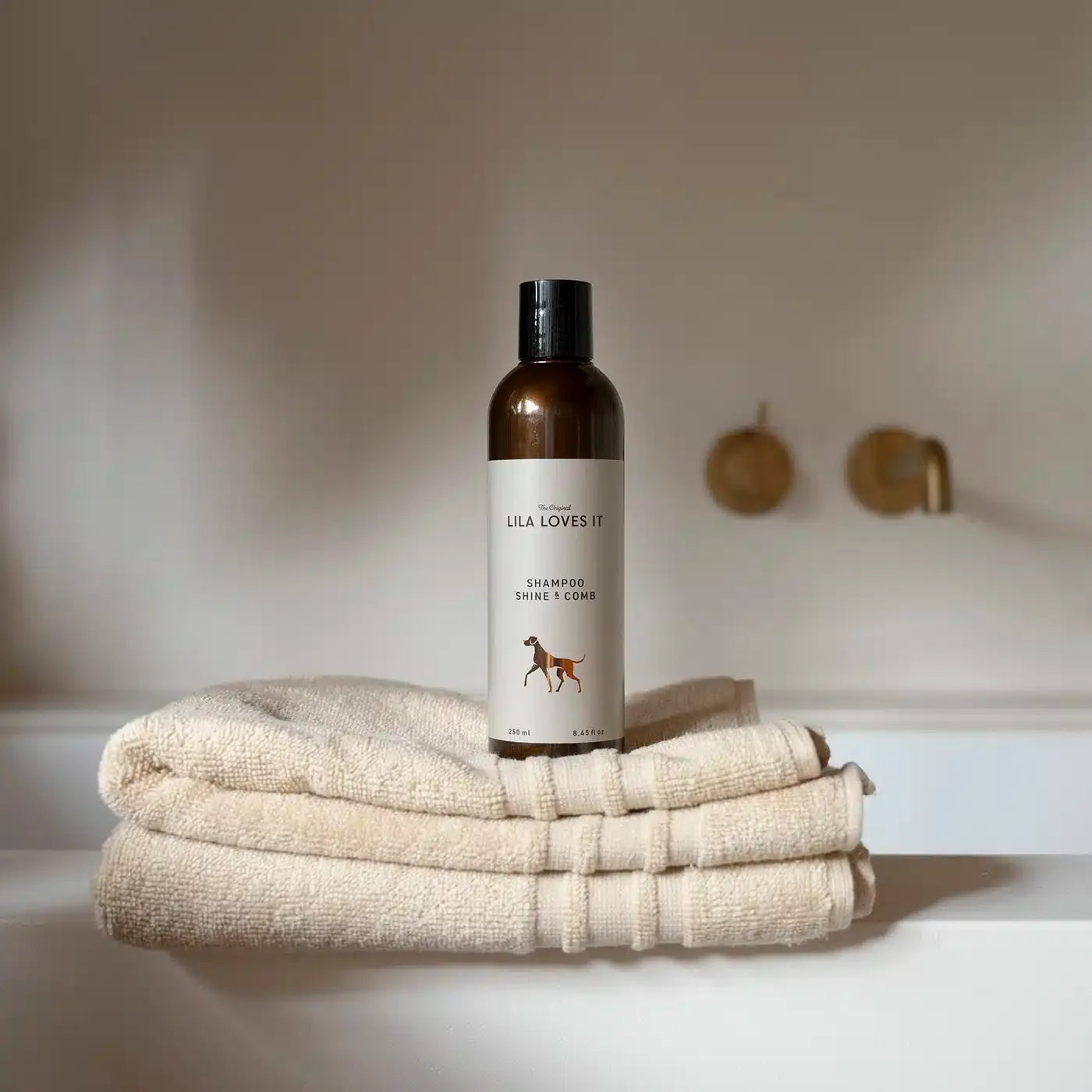 LILA LOVES IT Shampoo Shine & Comb 250ml